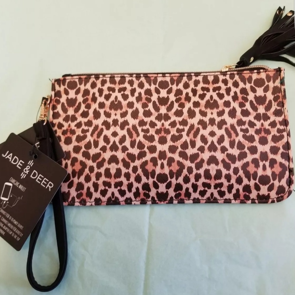 COPY - Jade & Deer *Charging Wristlet  *New